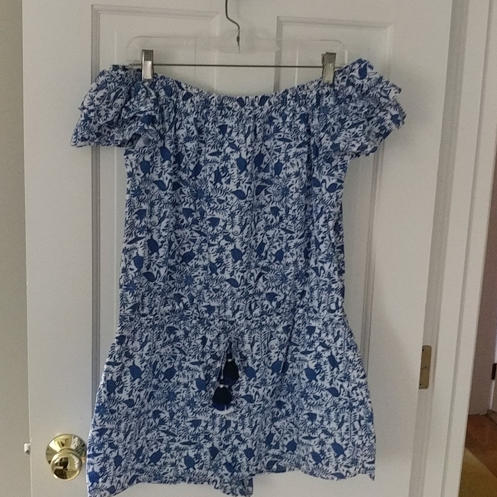vineyard vines otomi print romper